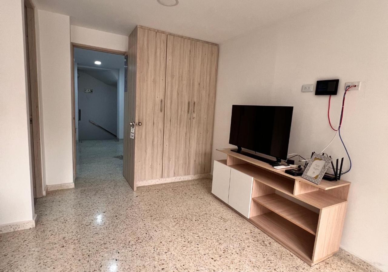 Park 66 Apartaestudios كالي المظهر الخارجي الصورة